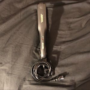 Andis tourmaline nanoceramic 1 in flat iron